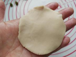 牛奶桃山皮按扁