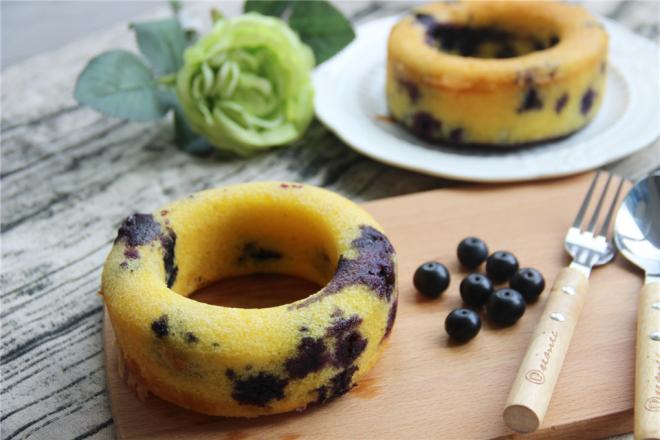 圈圈蓝莓磅蛋糕