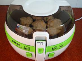 盖上盖子时间设置18分钟；PS：喜欢吃外脆的可以把时间设置长些