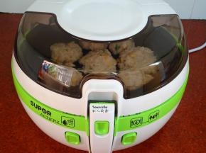 盖上盖子时间设置18分钟；PS：喜欢吃外脆的可以把时间设置长些