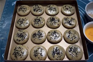 然后扫上黑芝麻。