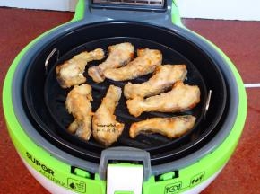 炸好之后自动关，开盖，酥脆香辣炸鱼就好。