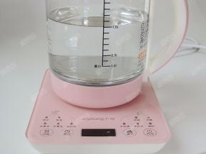 养生壶中加入1000ml水