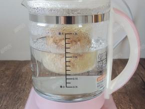 隔水精炖，能够更加完全的释放食材的营养