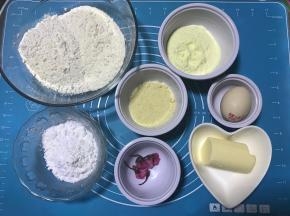 准备好所有的食材。