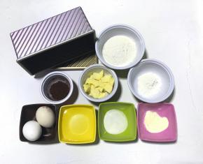 准备好所有的食材。