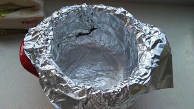 重复步骤七放置锡纸。