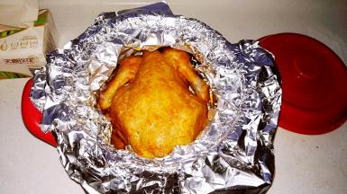 烤50分钟关火焖至锅体手温（中间用筷子捅下看是否烤透了）！