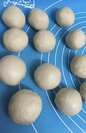 这是分好的油酥和油皮