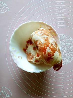 准备一块三分肥七分瘦的猪肉