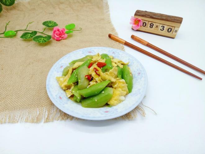 丝瓜炒鸡蛋