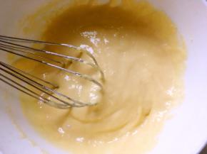 用蛋抽画Z字搅拌均匀