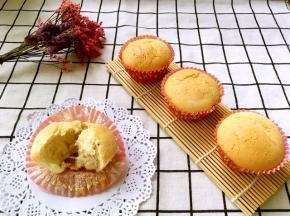 入烤箱160度烤25分钟，表面上色即可，出炉凉透即可食用