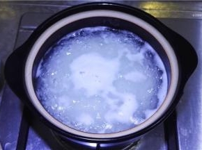 再次开锅后转小火慢慢的煮