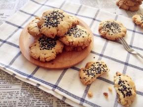 出炉冷却后就可以吃了，很酥脆的