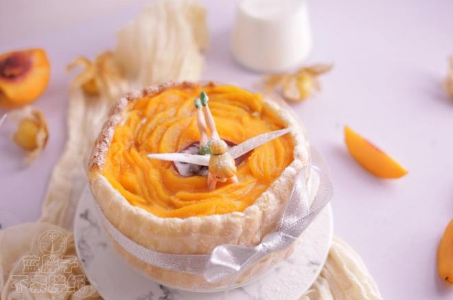 甜到心头的黄桃夏洛特蛋糕