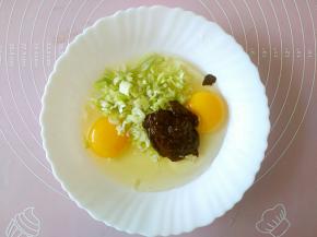 再加入一勺盘酱