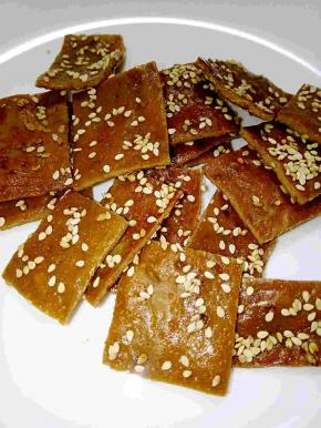 大人小孩都很喜欢吃的一款小零食。看电视的不二之选哟。