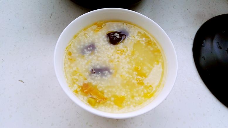 砂锅南瓜小米粥