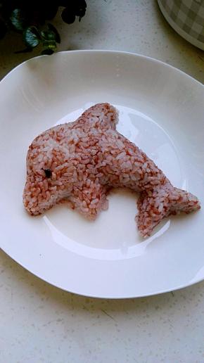 用模具给孩子弄个造型。。。