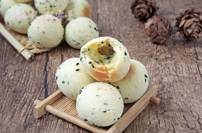 黑芝麻麻糬面包