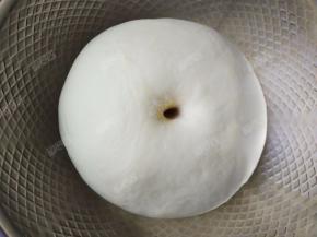 如果时间紧的话，一发不需要完全发酵，只需要看到有膨胀变大即可