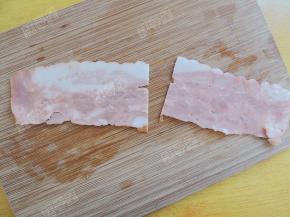 培根解冻从中间一分为二