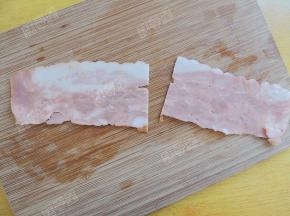培根解冻从中间一分为二