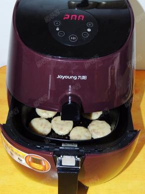 设定温度200度，时间15分钟