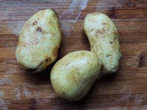 土豆清洗干
