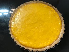 烤好后拿出晾凉脱模。