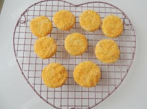 依次做好所有的生坯。