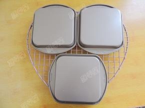 出炉后震动出热气，倒扣