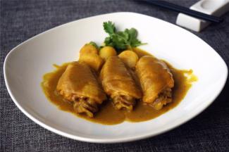 烹饪结束后，装碟即可。