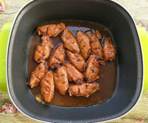 中小火闷煮至汤汁浓稠即可