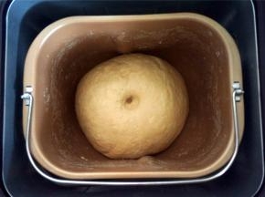 然后启动发酵程序，发酵1.5个小时。