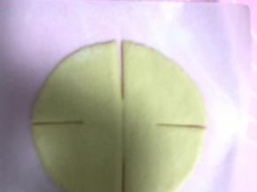 12.均匀切四刀，注意中间不要切，中间不要切！