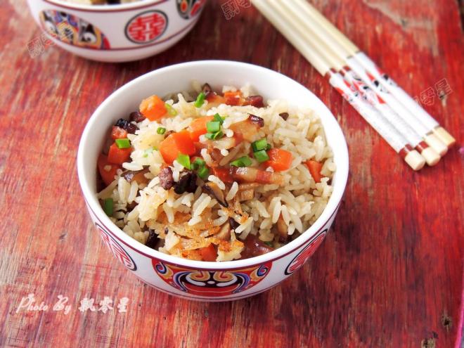 腊肉香菇焖饭