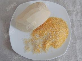 准备材料，红薯去皮