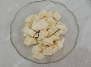 红薯切成小块