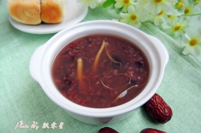 党参红枣紫米粥