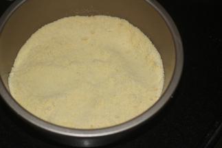 也可以用大模来做，将粉放进模具里