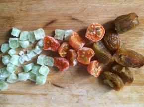 将以上材料对切