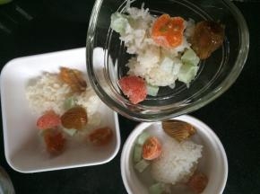 再加入金桔、蜜枣