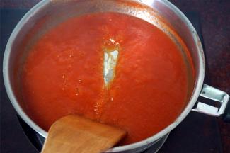 煮至浓度适合时关火。