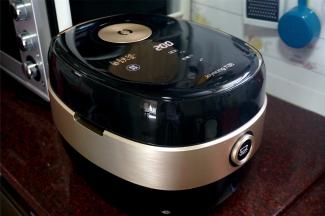 烹饪过程无需看管，汤水不会溢出，请放心。