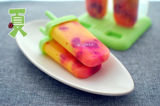 哈密瓜椰奶火龙果冰棒