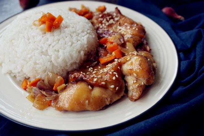 香烤鸡腿饭