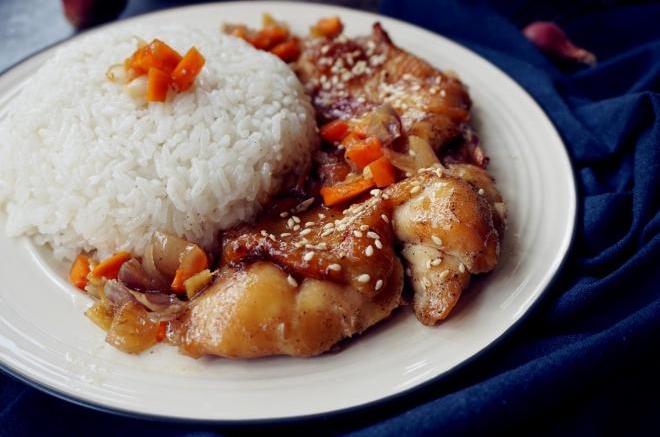 香烤鸡腿饭