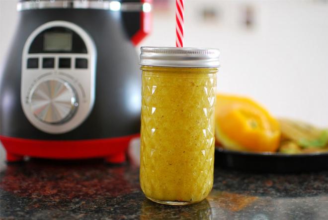 猕猴桃柳橙香蕉汁